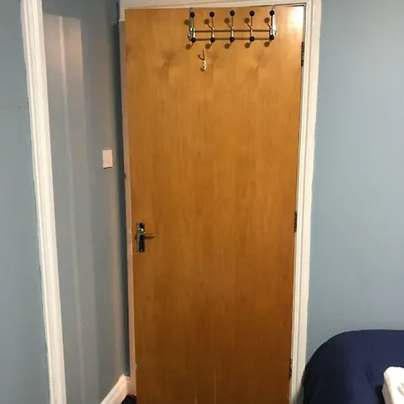 Apt 1 O Duffy Centre بيت ضيافة كاريكماكروس